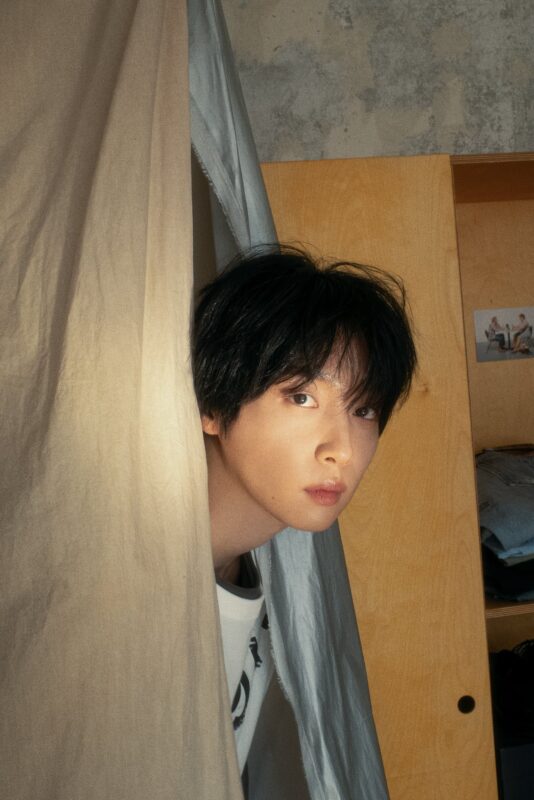 JEONG SEWOON Love in the Margins Concept Photo