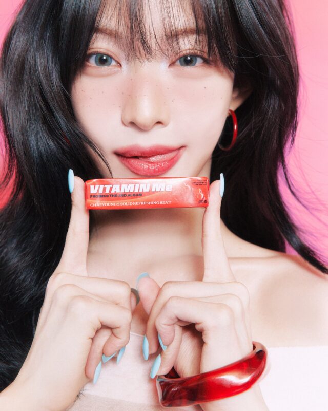 CHAEYOUNG fromis_9 Glow ME VITAMIN Concept Photo