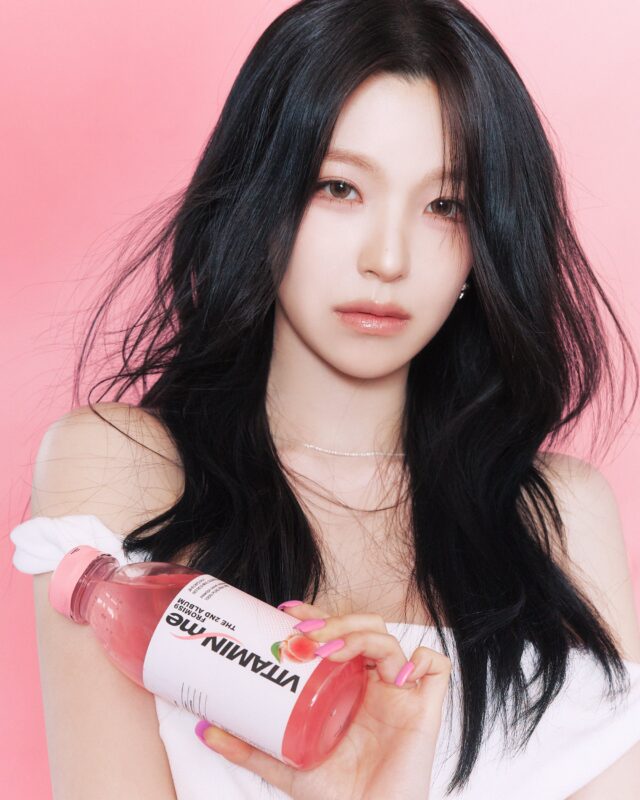 JIHEON fromis_9 Glow ME VITAMIN Concept Photo