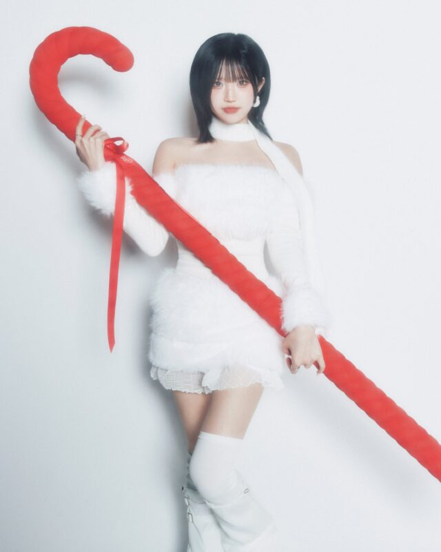 HAYOUNG fromis_9 White Snow