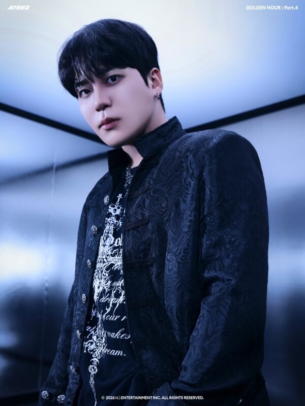 JONGHO ATEEZ GOLDEN HOUR Adrenaline Photo