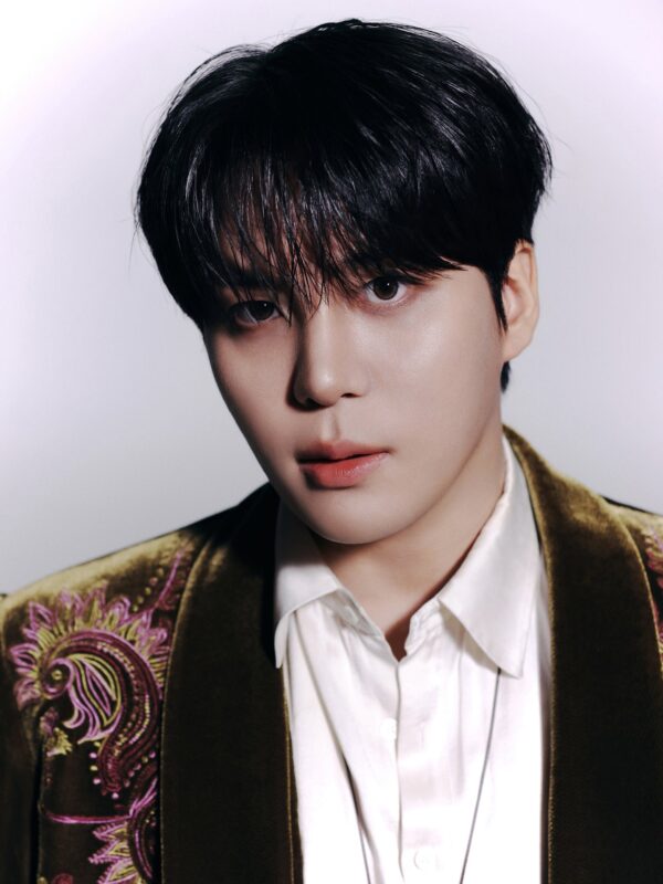 JONGHO ATEEZ GOLDEN HOUR : Part.5 Concept Photo 3