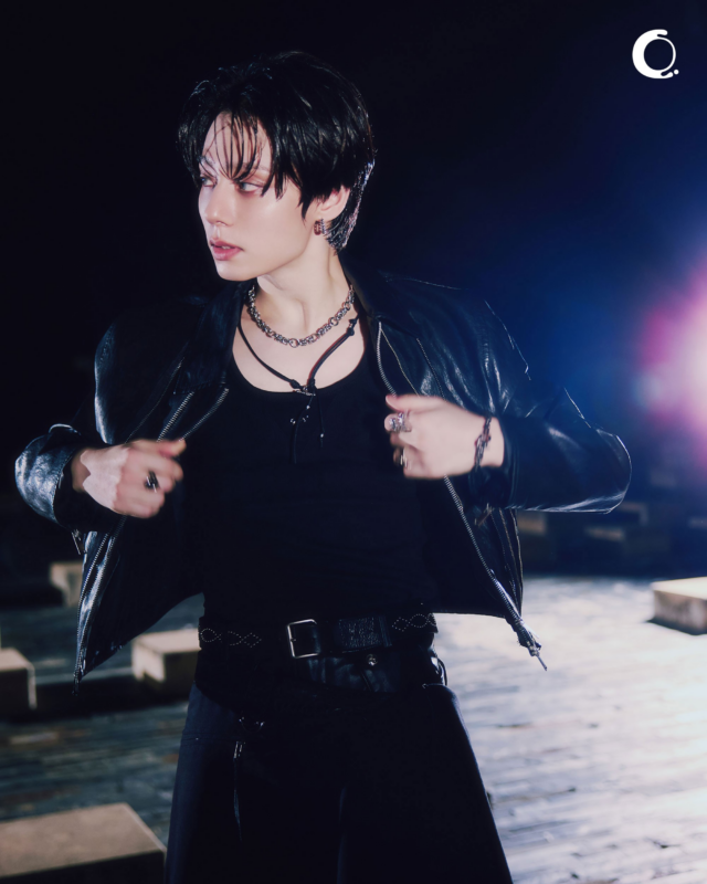 HWANWOONG ONEUS FIRST LIGHT : 井 Concept Photo 井 ver.