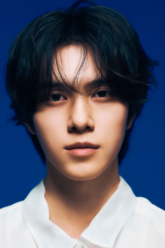 HENDERY WayV Vision Wings shén Concept Photo