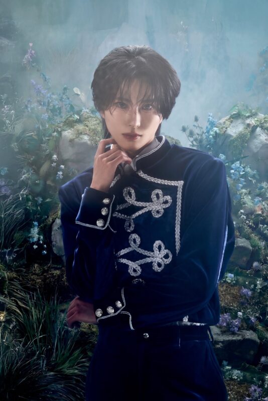AYUMU BLACK IRIS Rise again Concept Photo