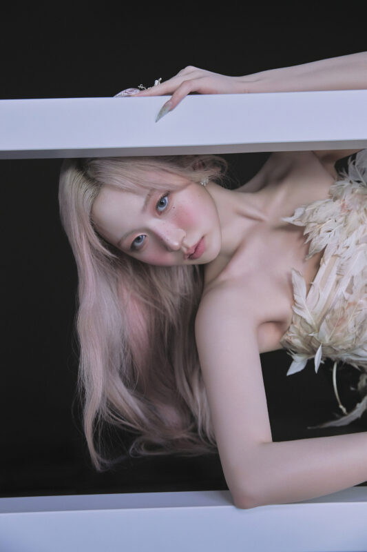 HAEWON NMIXX Heavy Serenade Concept Photo 2