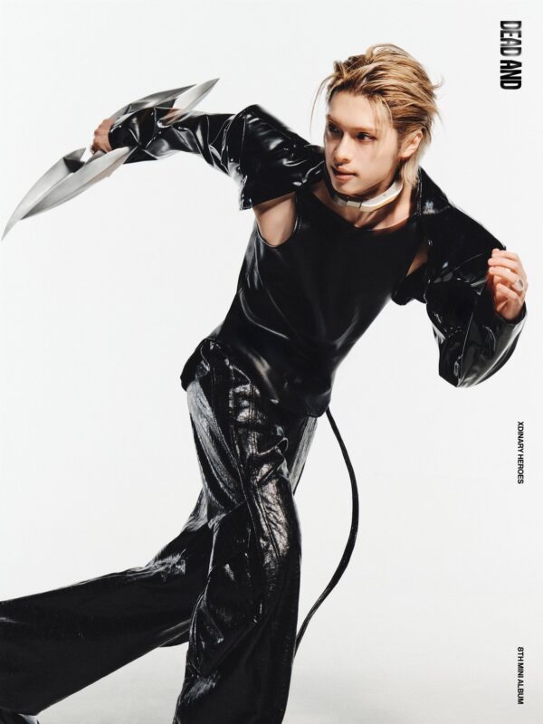 GAON Xdinary Heroes DEAD AND Concept Photo