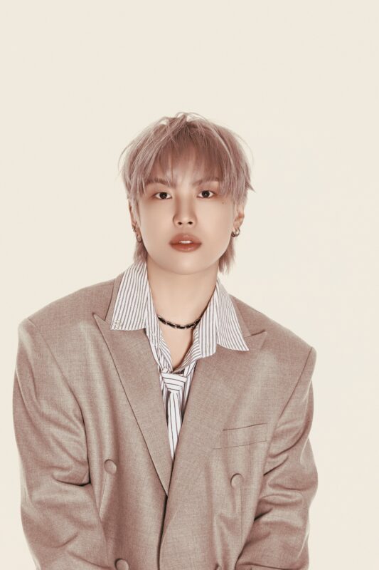 JUNGMO CATCH THE YOUNG EVOLVE Photo