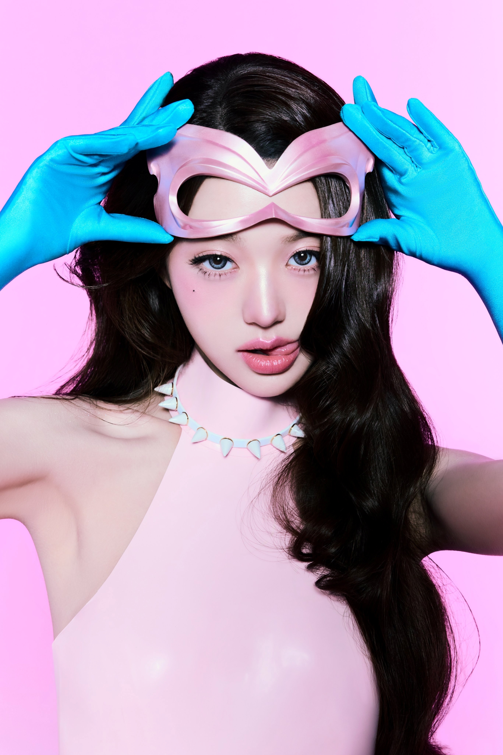WONYOUNG LOOKS CAN KILL