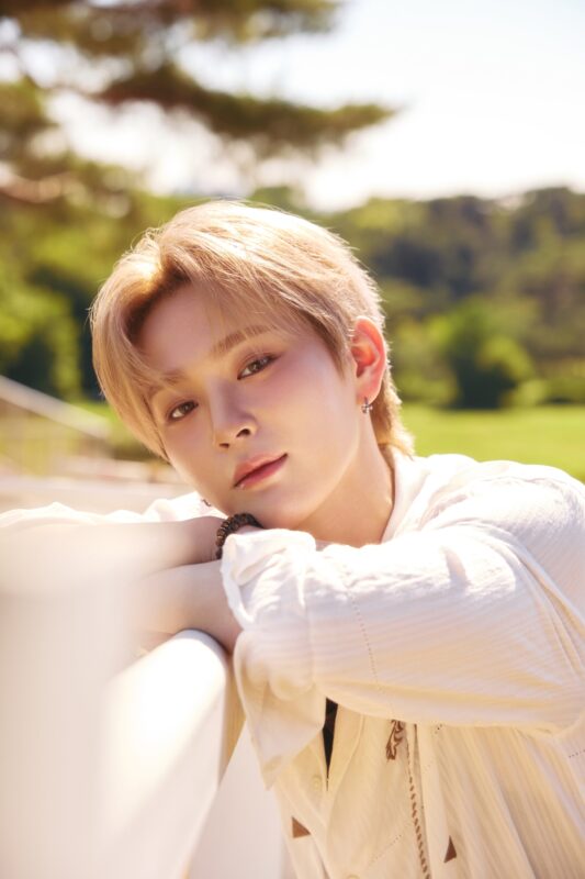 HASEUNG WHIB CHERRY PIE DAYLIGHT ver. Concept Photo