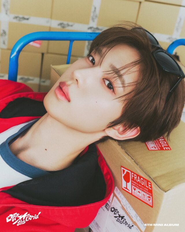 CHAEL LUN8 Off the Grid OFF ver. Concept Photo
