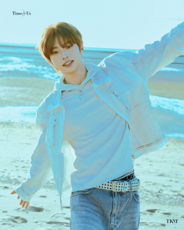 SHIN YECHAN TIOT Time for Us Concept Photo 1