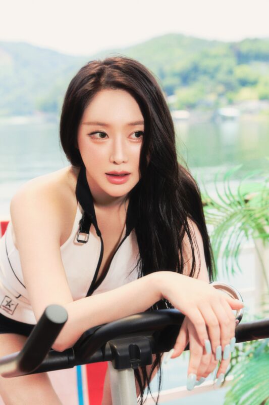 MINYOUNG BBGIRLS BODY WAVE Concept Photo