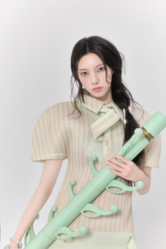 YUNAH ILLIT I Got Your Back Armor ver. Concept Photo 