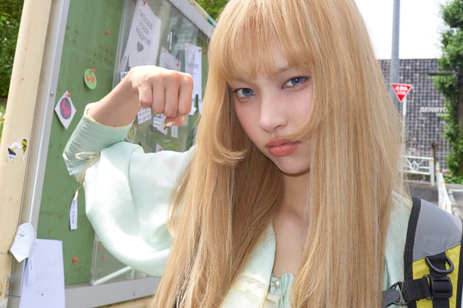 YUNAH ILLIT BREAK EVEN MAD ver. Concept Photo