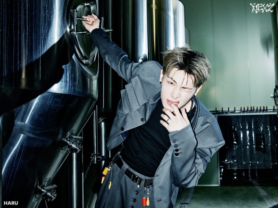 HARU NEXZ SAUCIN' TEASER IMAGE - BLACK ver. 