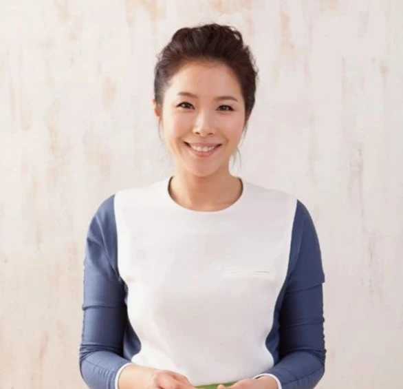 Tani Rumiko (formerly a Hello Project soloist under the stage name Miyoshi Chinatsu) in 2023