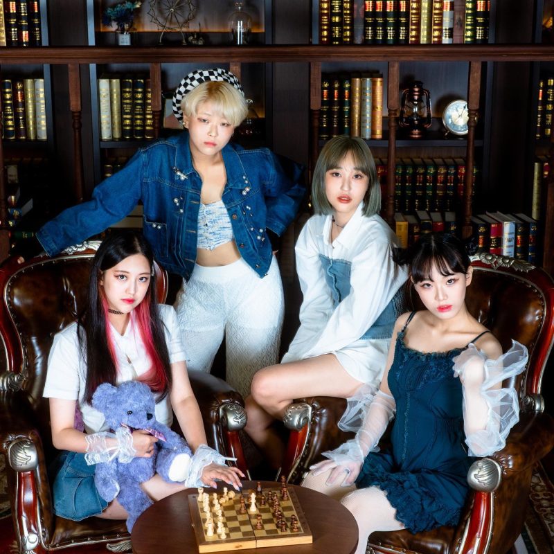 FLUSH Kpop girl group