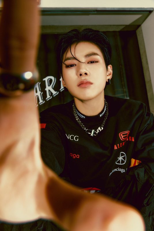Jinhyuk (NOWADAYS)