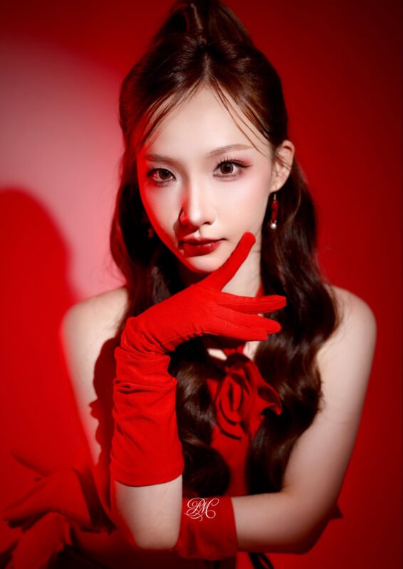 June Prisma LOVE BOMBING Concept Photo