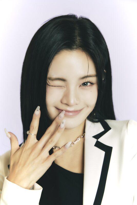 Kelly Kim (I.MET.U)