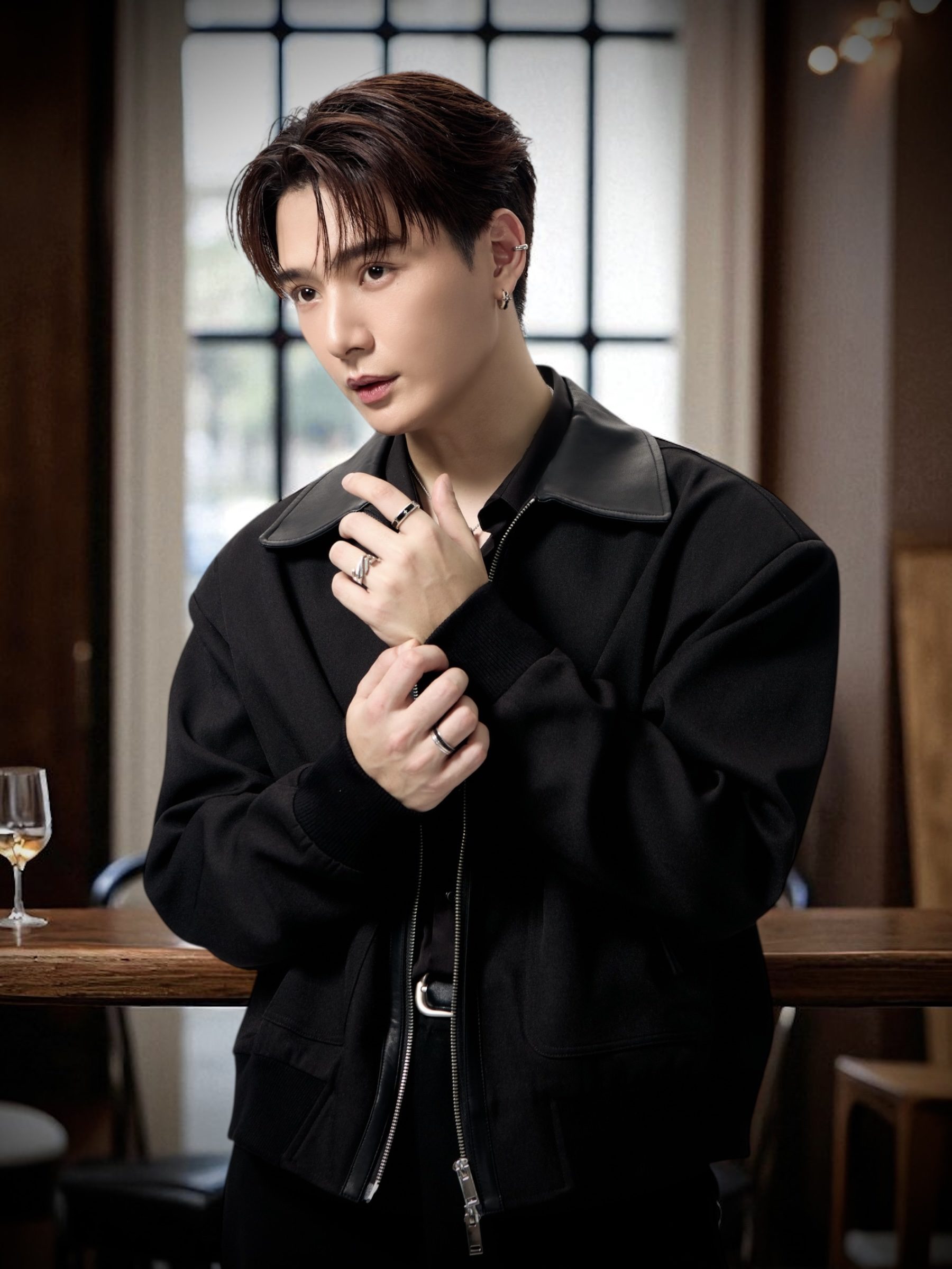 Krist Perawat