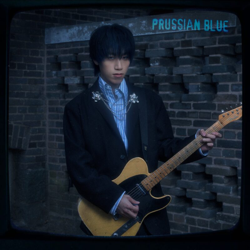 KIM CHAEHYUN can't be blue PRUSSIAN BLUE Photo