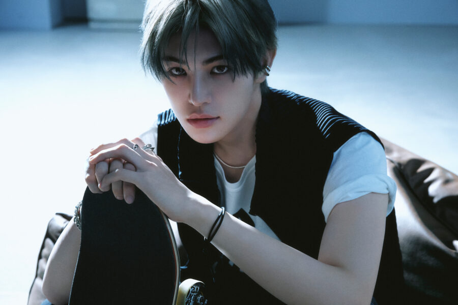 MINJE KickFlip KICK OFF THE WALL Pt. 1 Puzzle Piece ver. Concept Photo