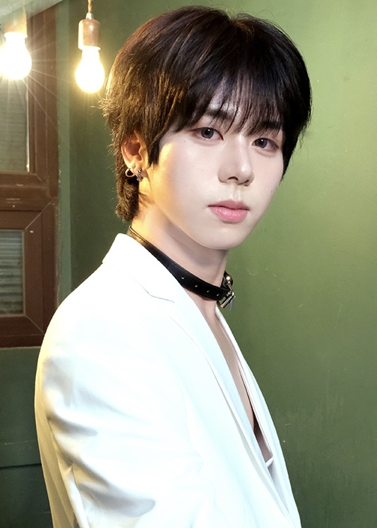 LEVERGENT member Rihyeon