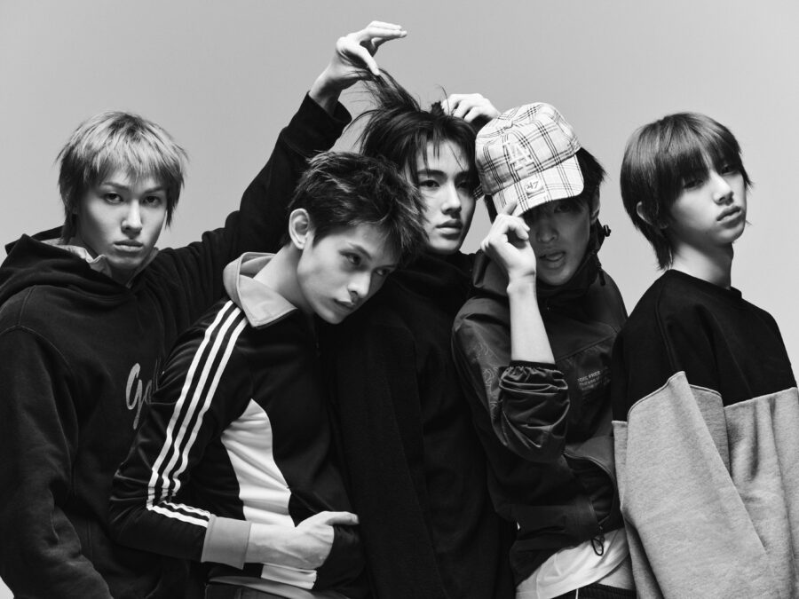 CORTIS GREENGREEN Album Photo ‘STUDIO’