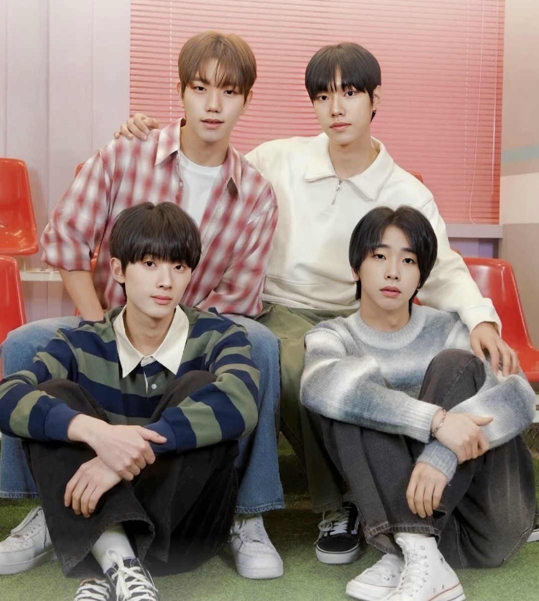 WANNABE Entertainment boy group VVS