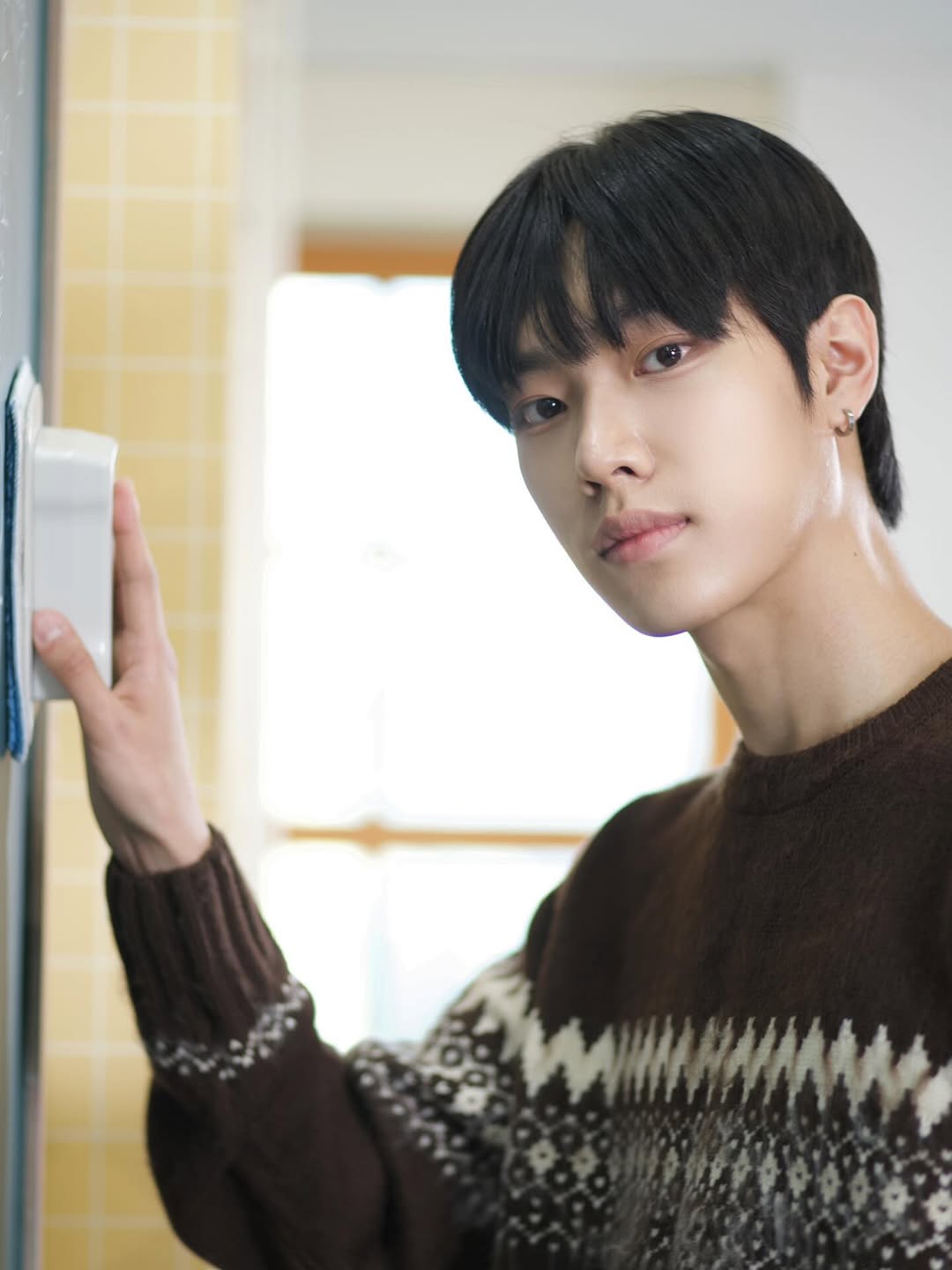 EION member Haru official profile