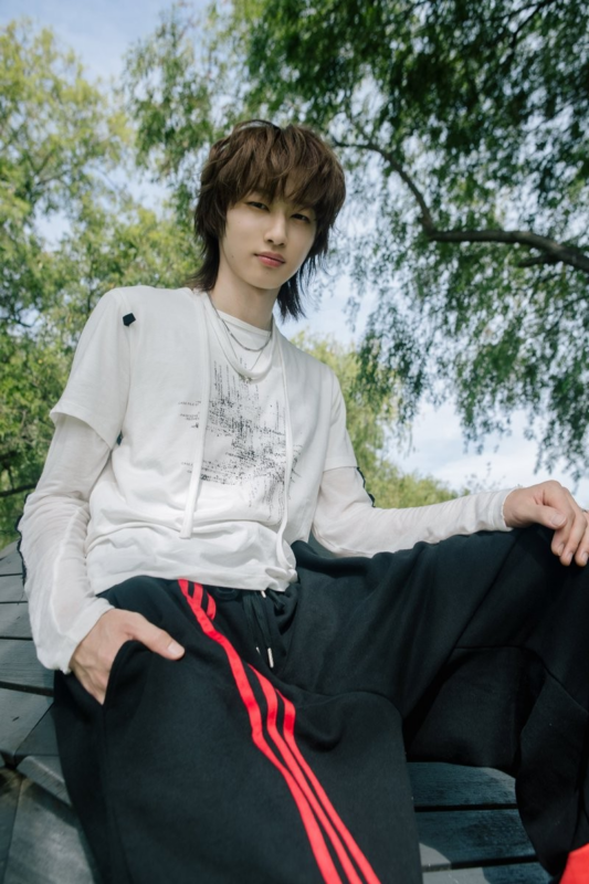 KEITEN hrtz.wav The Second Wave : MOMENTUM 'MOMENTUM' IMAGE TEASER 1