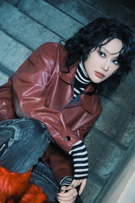 Lee Siyeon ChRocktikal We break, you awake Photo #3