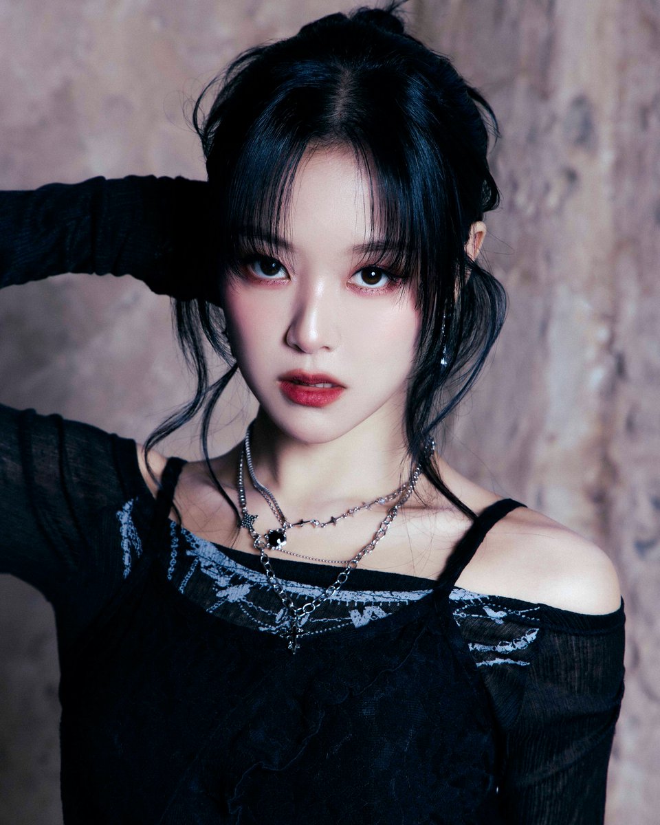 HYUNJIN LATENCY