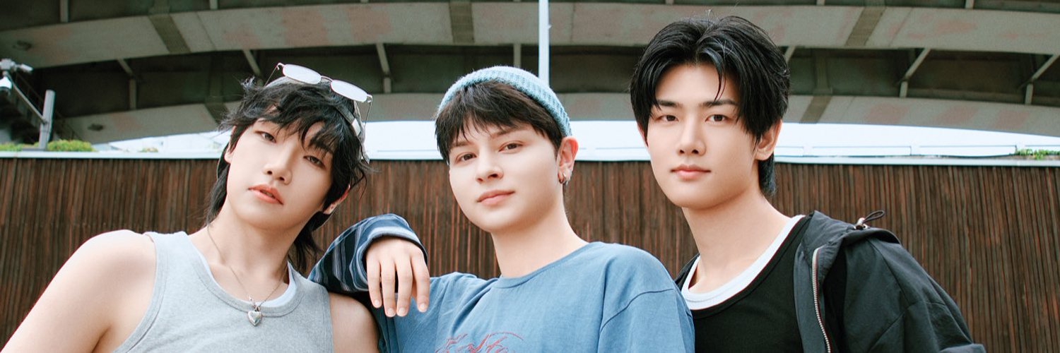K-POP Male Trio B.YOUR SIDE