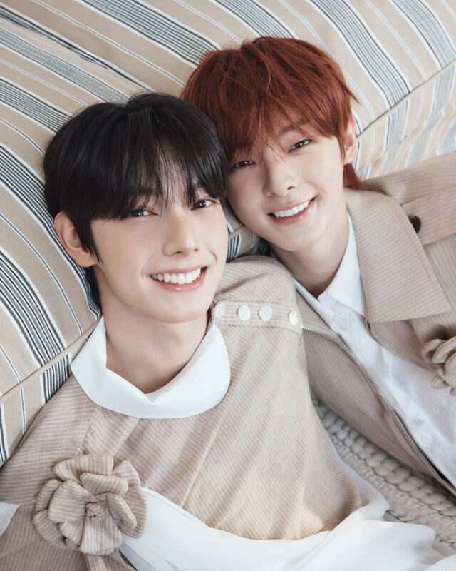 FLARE U LOVEHOOD Concept Photo LOVE O'CLOCK