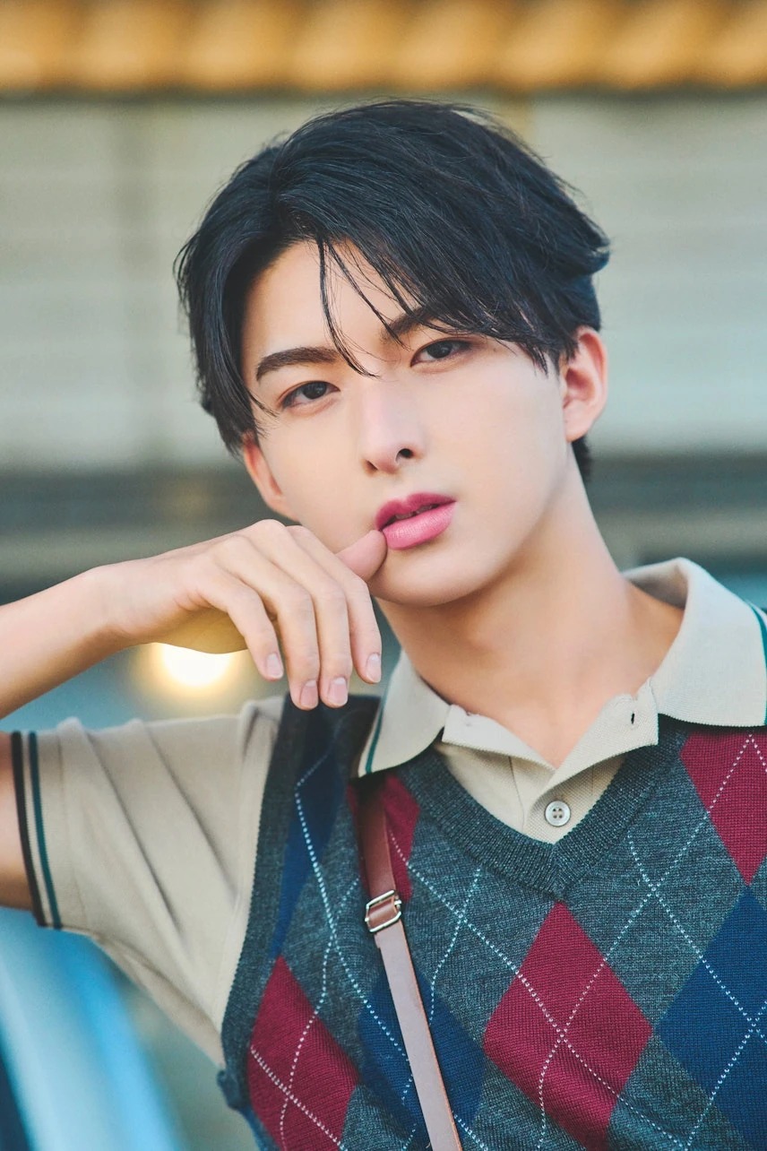 TAGRIGHT Kishinami Shion