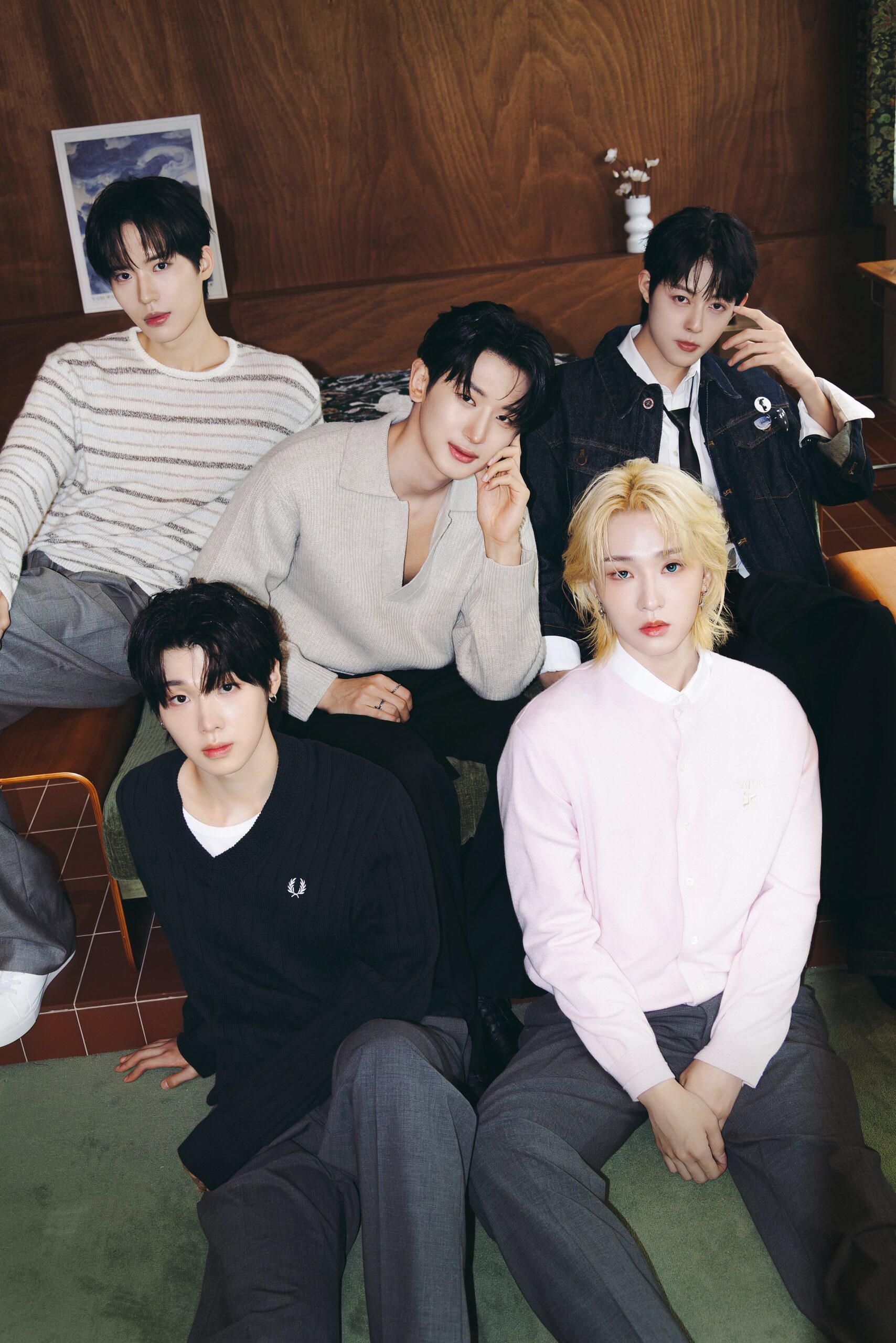 K-POP Boy Group X_ON