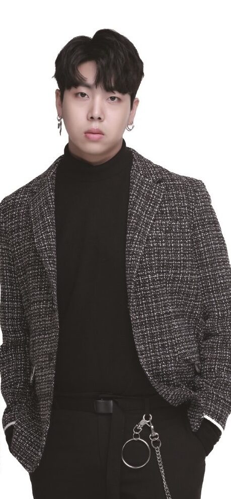 SOLUTION member Hogyu