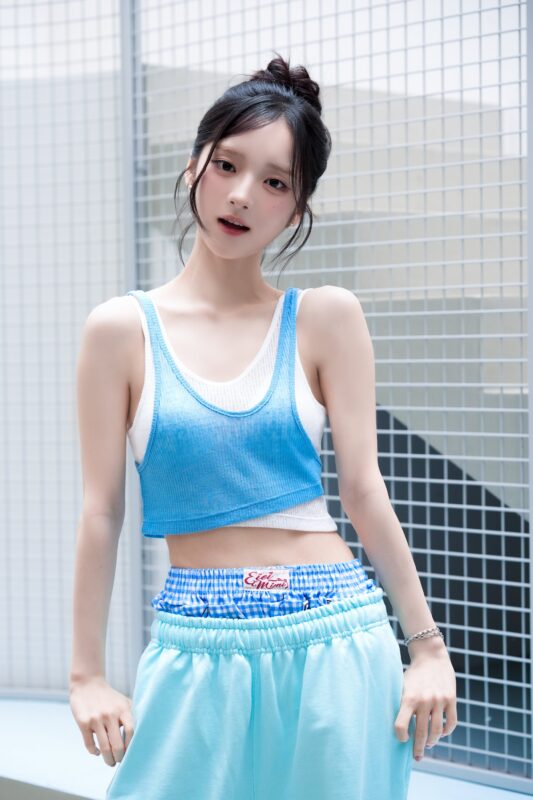 E.JI ICHILLIN' J Look At Me! Concept Photo 2